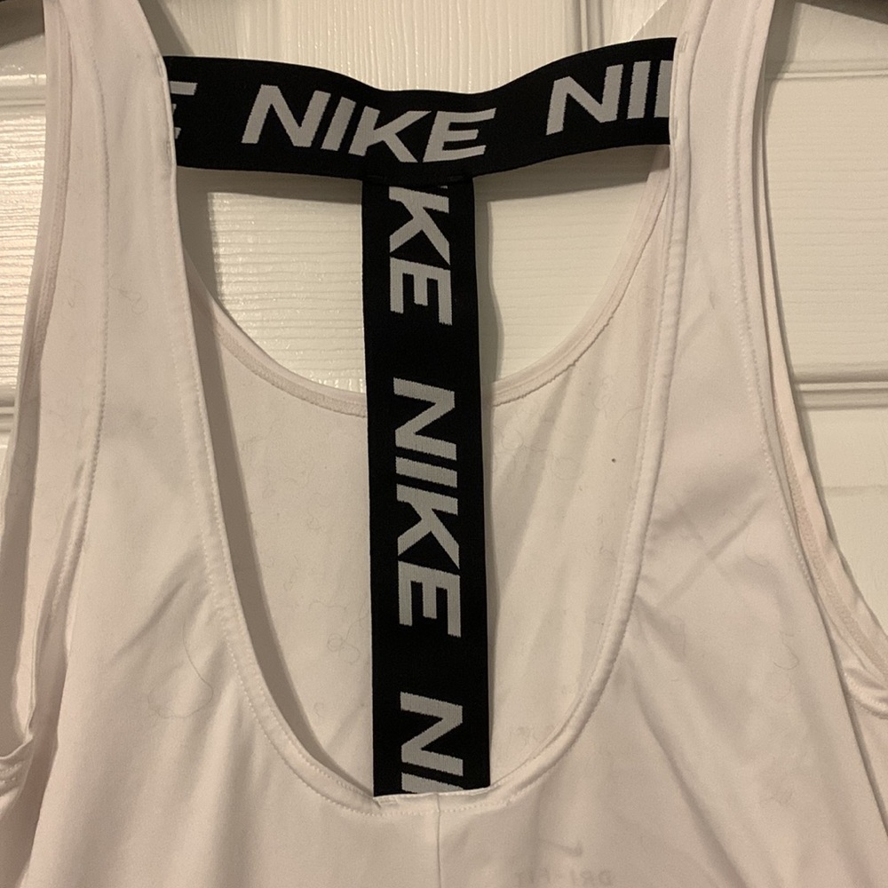 Women’s Nike Active Tank top - Picture 4 of 5